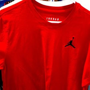 Jordan red tee